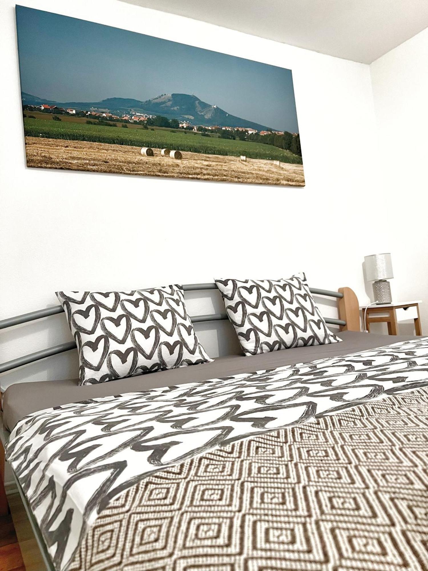 Apartment Sakvice 390 エクステリア 写真